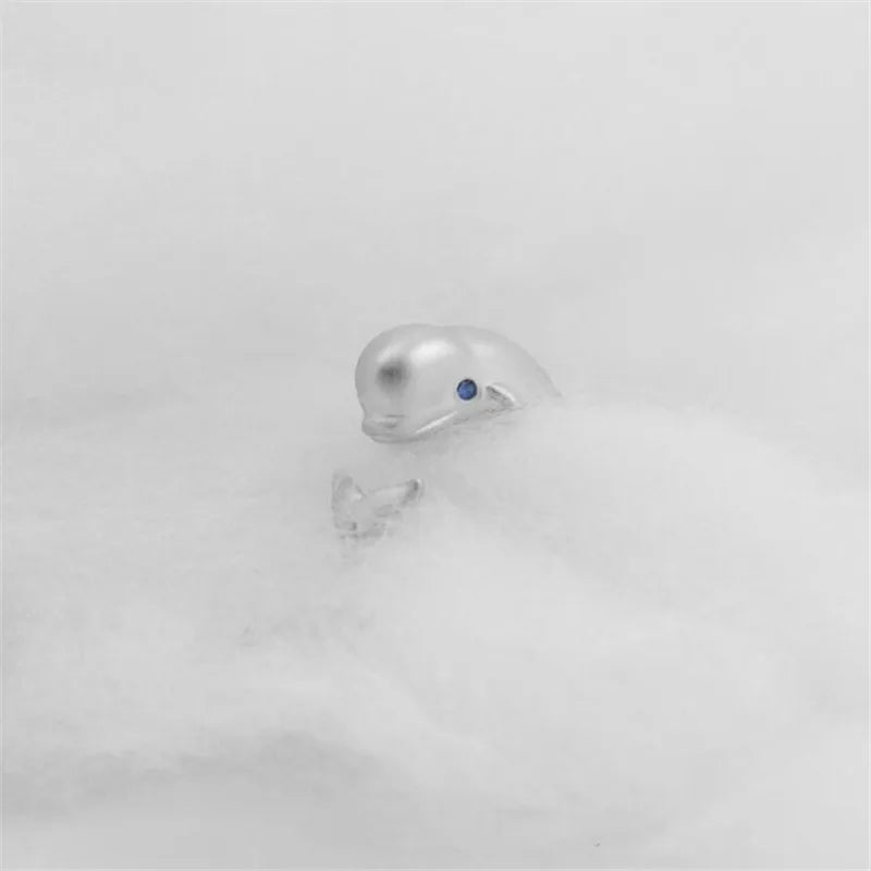 Charming Silver Ring for Any Occasion