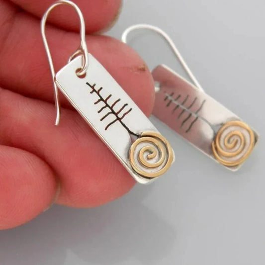 Romantic Silver Earring for Special Moments