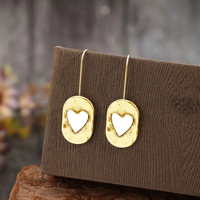 Beautiful Gold Earring with Unique Style