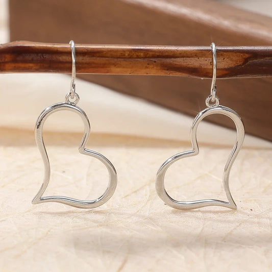 Charming Silver Earring for Any Occasion