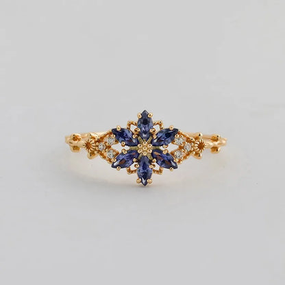 Stunning Gold Ring for Daily Wear