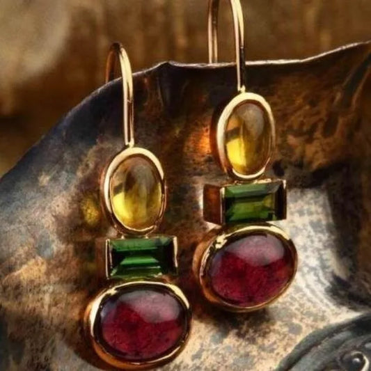 Stunning Gold Earring for Daily Wear