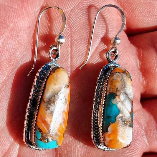 Beautiful Silver Earring with Unique Style