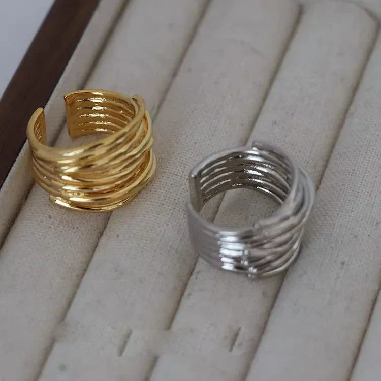 Charming Gold Ring for Any Occasion