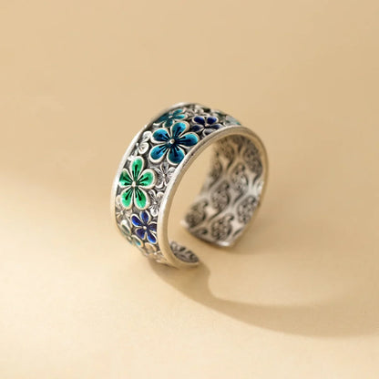 Charming Silver Ring for Any Occasion