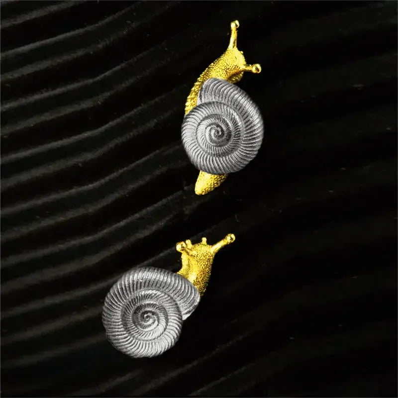 Vintage Handmade Gold Earring