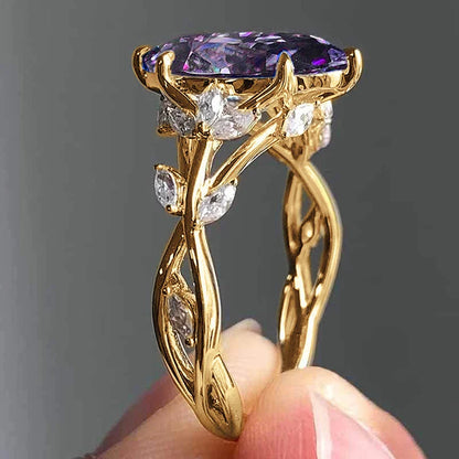 Beautiful Gold Ring with Unique Style