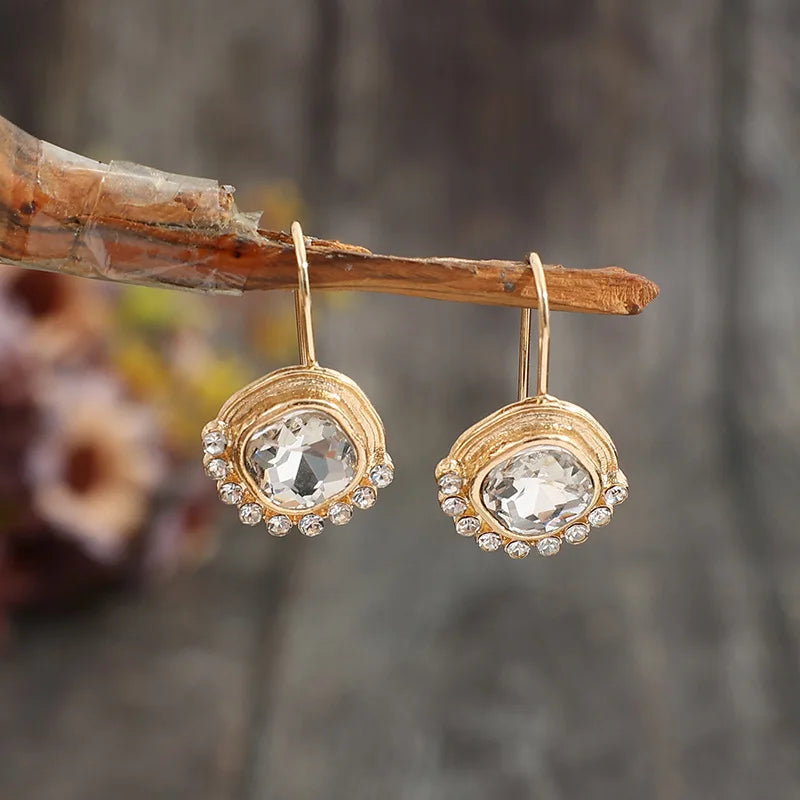 Beautiful Gold Earring with Unique Style