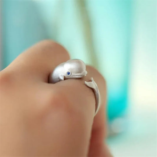 Charming Silver Ring for Any Occasion