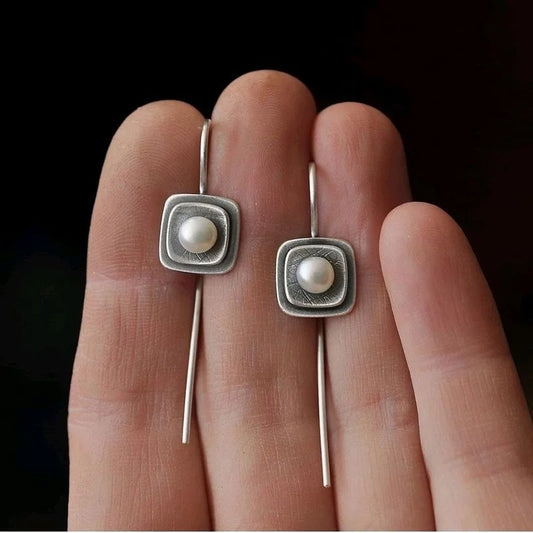 Beautiful Silver Earring with Unique Style