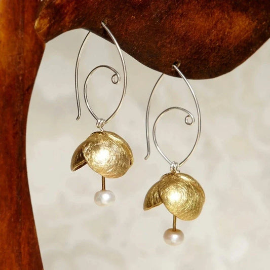 Classic Earring with Timeless Appeal