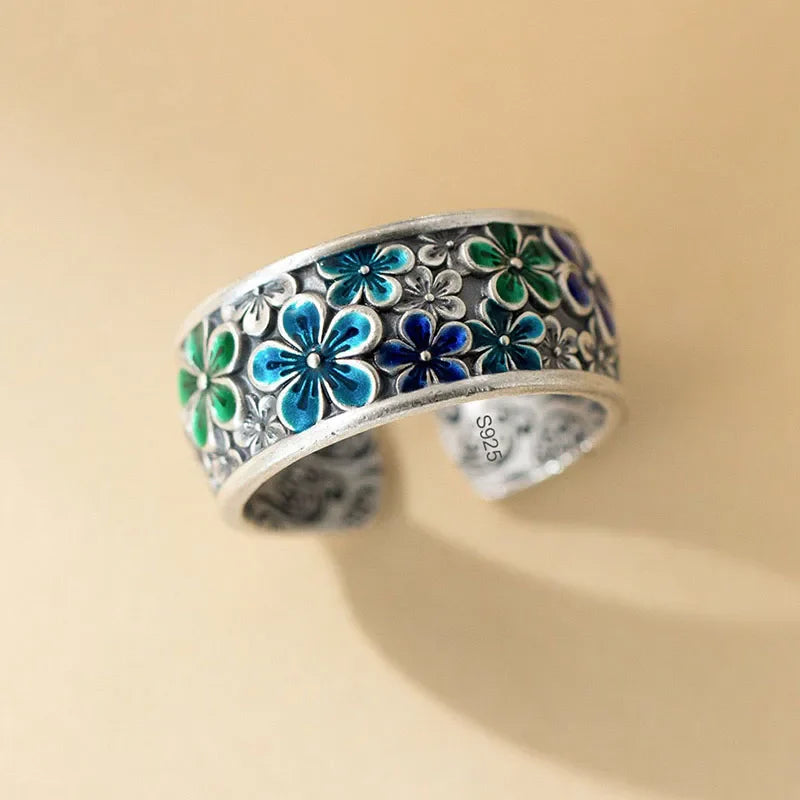 Charming Silver Ring for Any Occasion
