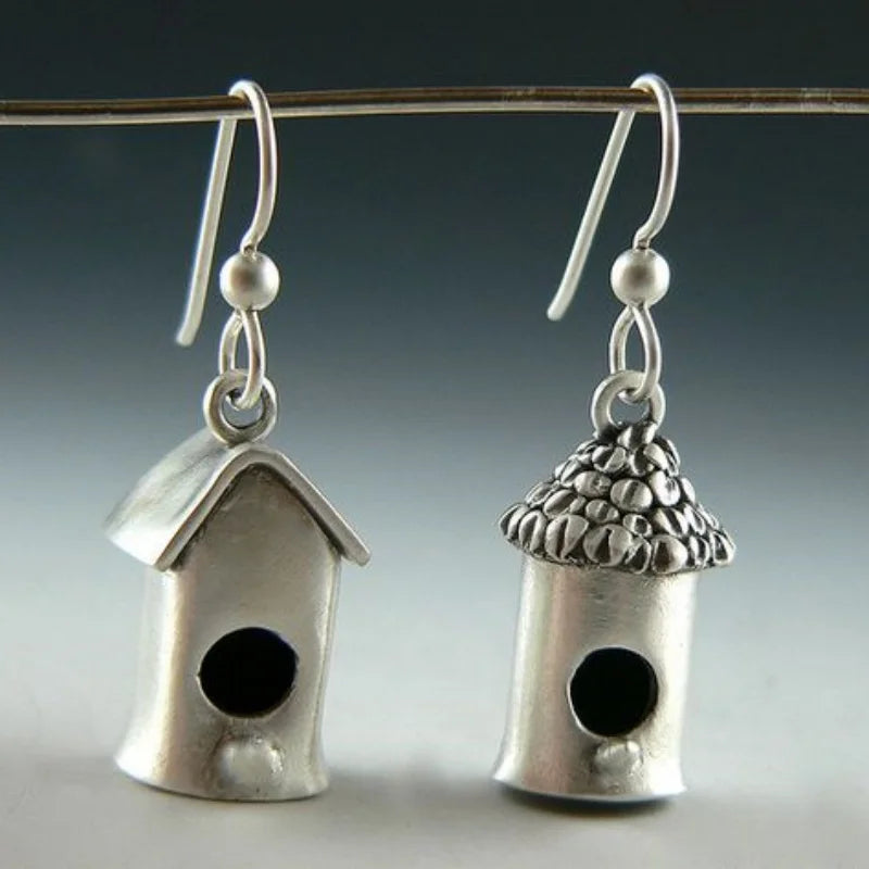 Romantic Silver Earring for Special Moments