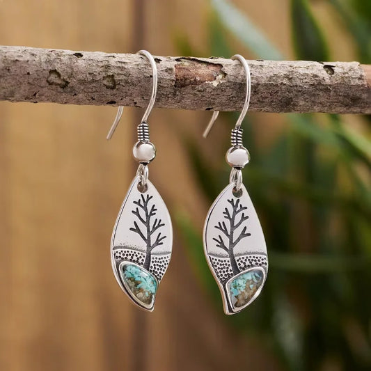 Elegant Silver Earring for Every Occasion