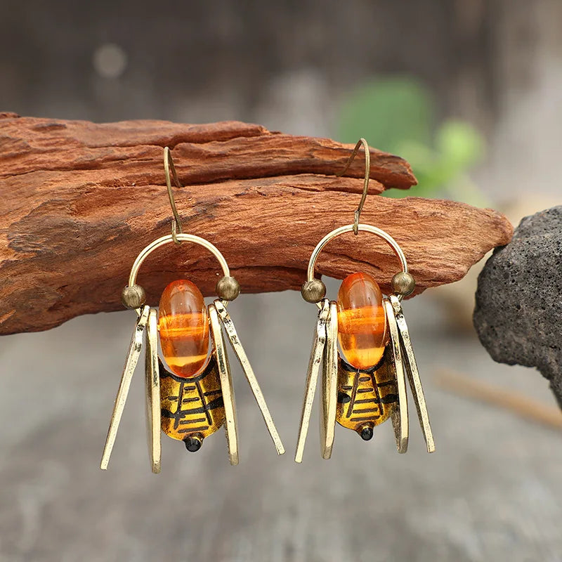 Romantic Gold Earring for Special Moments