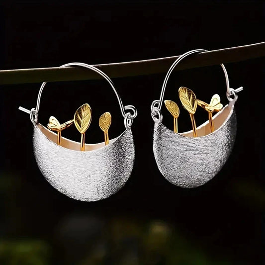 Romantic Silver Earring for Special Moments