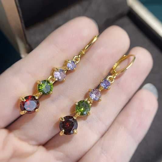 Charming Gold Earring for Any Occasion