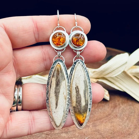 Romantic Silver Earring for Special Moments