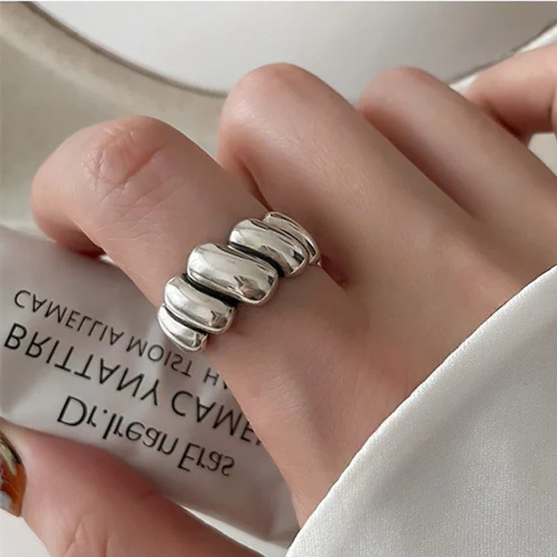 Elegant Silver Ring for Every Occasion