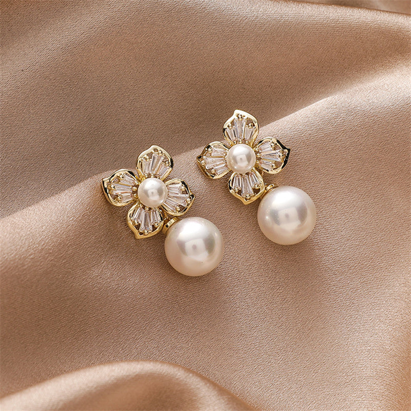 Vintage Handmade Pearl Earring