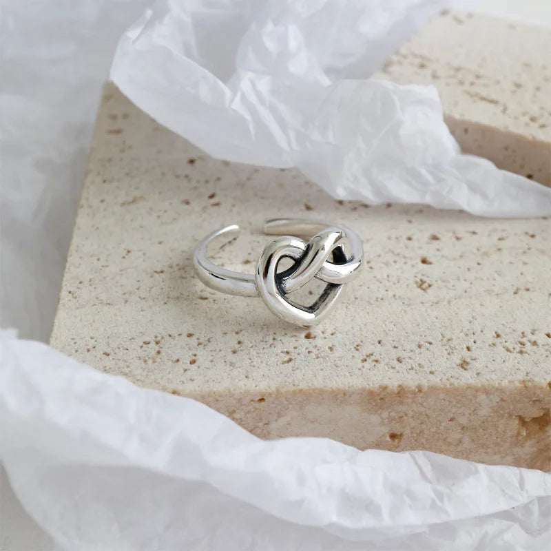 Elegant Silver Ring for Every Occasion
