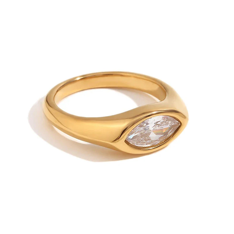 Romantic Gold Ring for Special Moments