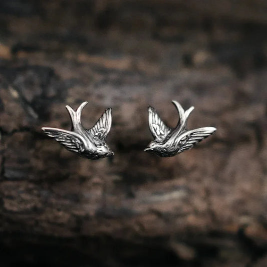Beautiful Silver Earring with Unique Style