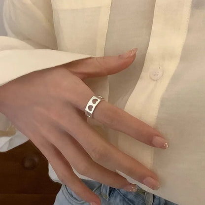 Charming Silver Ring for Any Occasion