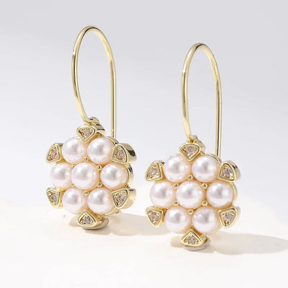 Romantic Pearl Earring for Special Moments