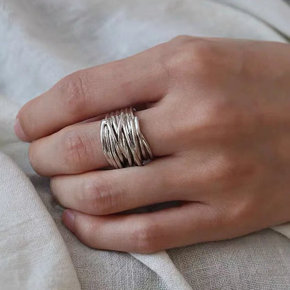 Charming Gold Ring for Any Occasion