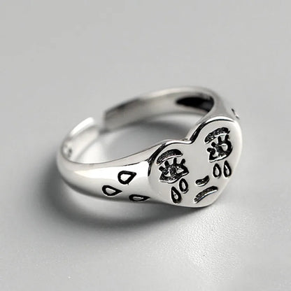 Classic Silver Ring with Timeless Appeal