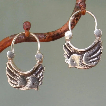 Romantic Silver Earring for Special Moments
