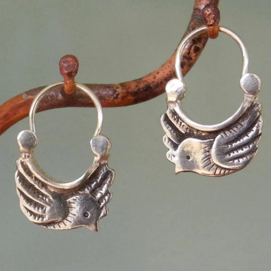 Romantic Silver Earring for Special Moments