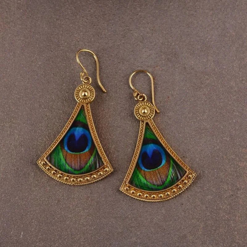 Classic Earring with Timeless Appeal