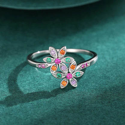 Classic Silver Ring with Timeless Appeal