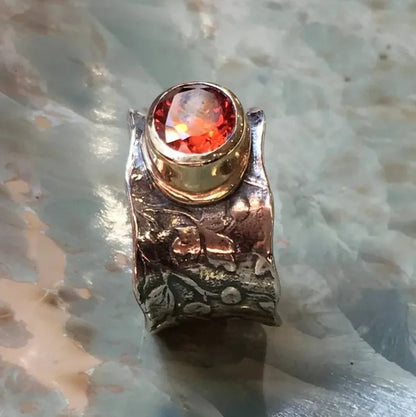 Classic Silver Ring with Timeless Appeal
