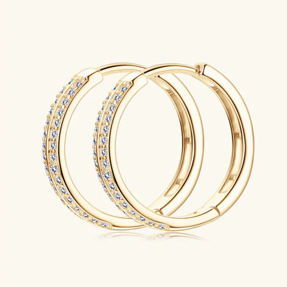 Charming Gold Earring for Any Occasion