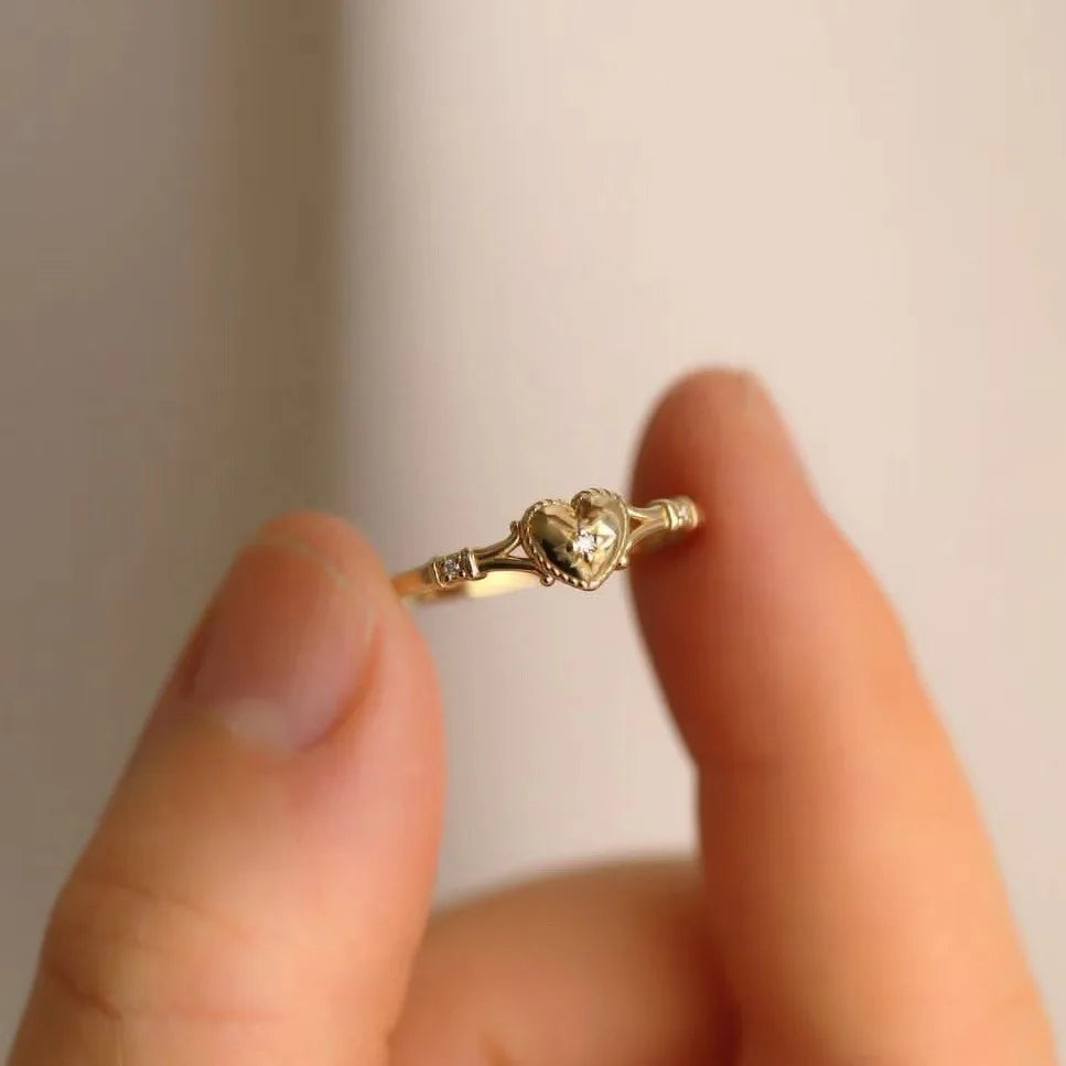 Romantic Gold Ring for Special Moments