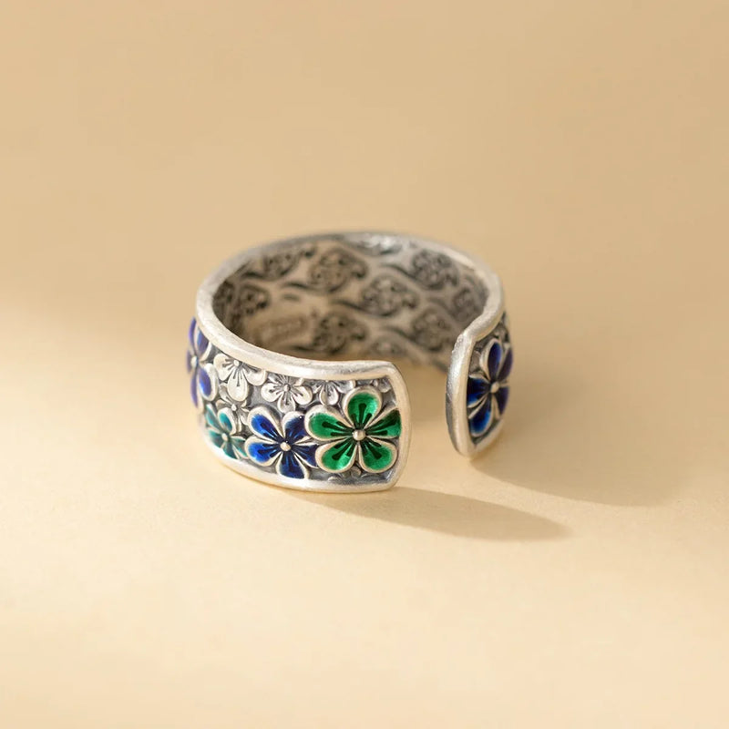 Charming Silver Ring for Any Occasion