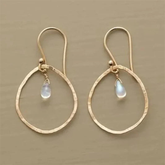Romantic Gold Earring for Special Moments