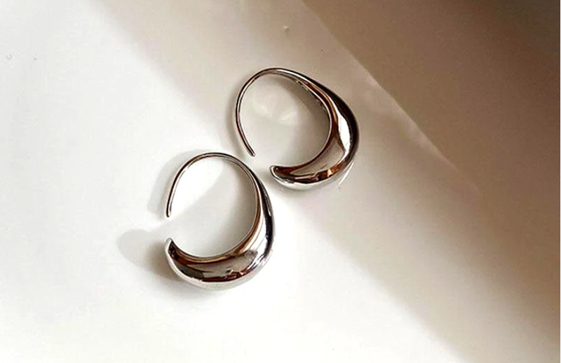 Stunning Gold Earring for Daily Wear