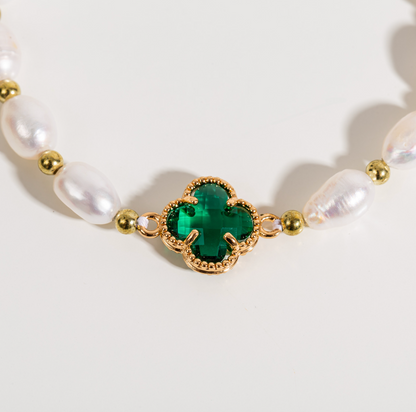 Romantic Pearl Bracelet for Special Moments