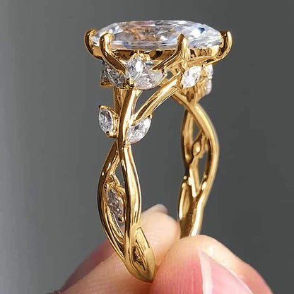 Beautiful Gold Ring with Unique Style