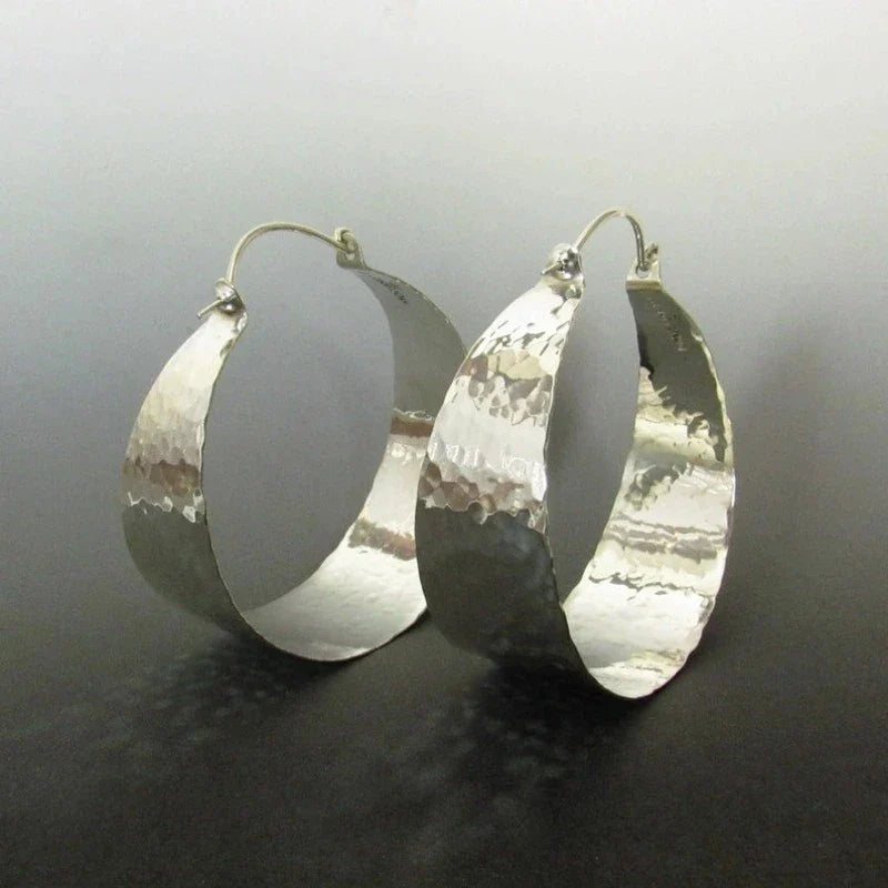 Elegant Silver Earring for Every Occasion