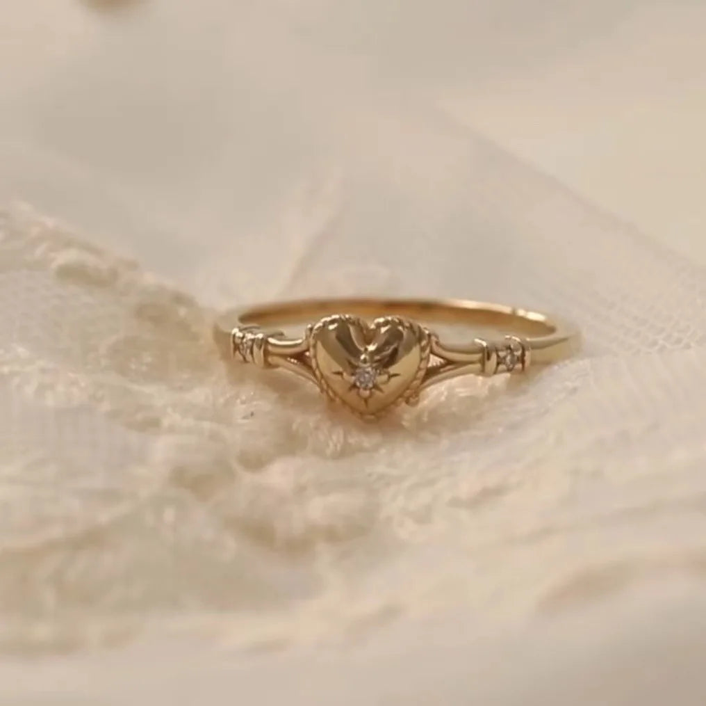 Romantic Gold Ring for Special Moments