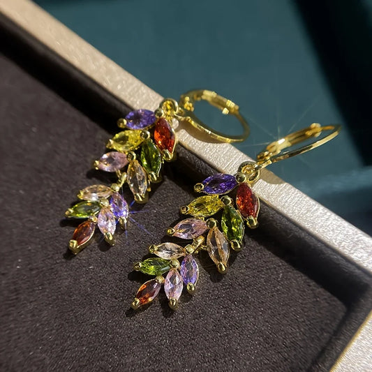 Beautiful Gold Earring with Unique Style