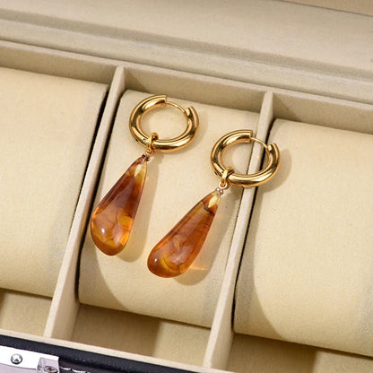 Romantic Gold Earring for Special Moments