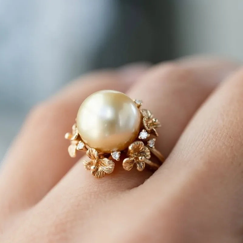 Beautiful Gold Ring with Unique Style