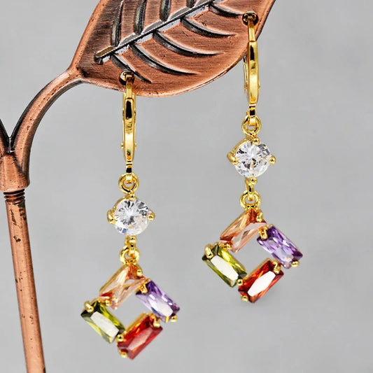 Charming Gold Earring for Any Occasion