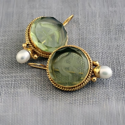 Beautiful Pearl Earring with Unique Style